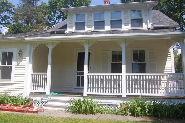 Building Photo - 38 Adelaide Ave