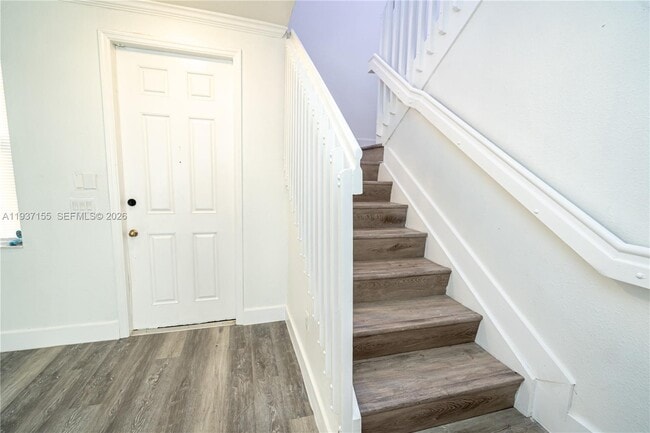 Building Photo - 230 SE 29th Ave