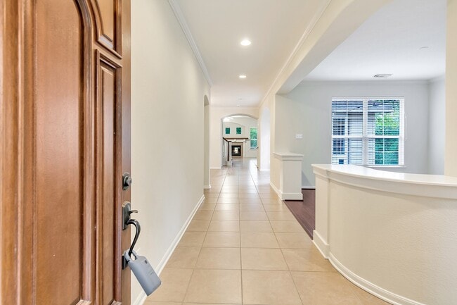 Building Photo - 31 Middle Gate Pl