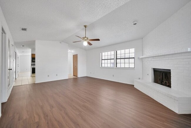 Building Photo - 4503 Fairgate Dr