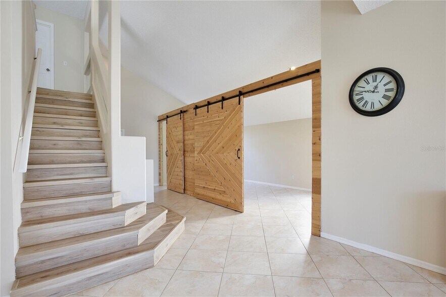 Building Photo - 2981 Viscount Cir
