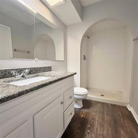 Building Photo - 7845 La Cabeza Dr