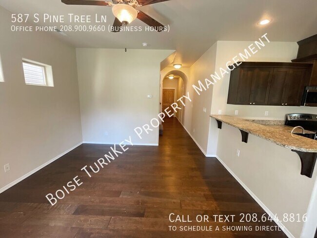 Building Photo - 587 S Pine Tree Ln
