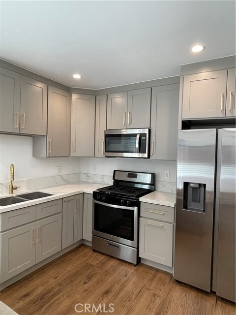 Primary Photo - 23517 Aetna St