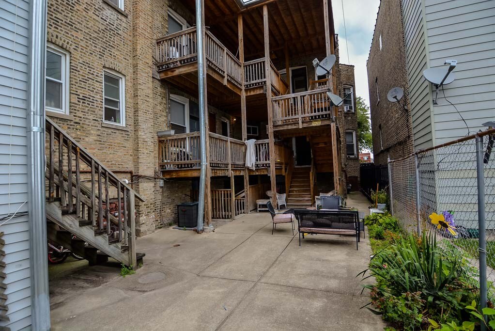Building Photo - 2457 W Rice St