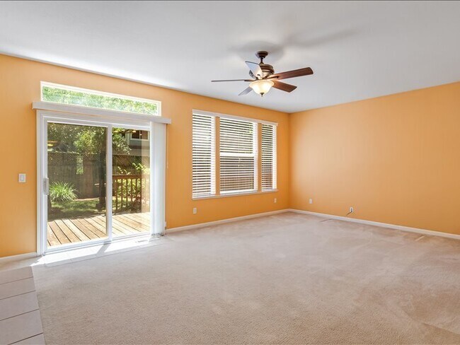 Building Photo - 9759 Dawn Way