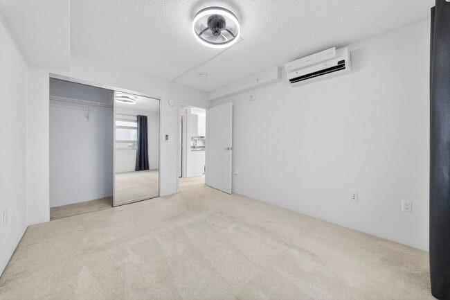 Building Photo - 801 South St