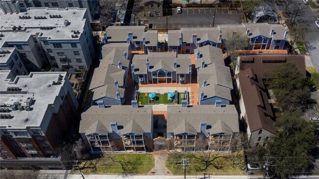 Building Photo - 2710 Nueces St