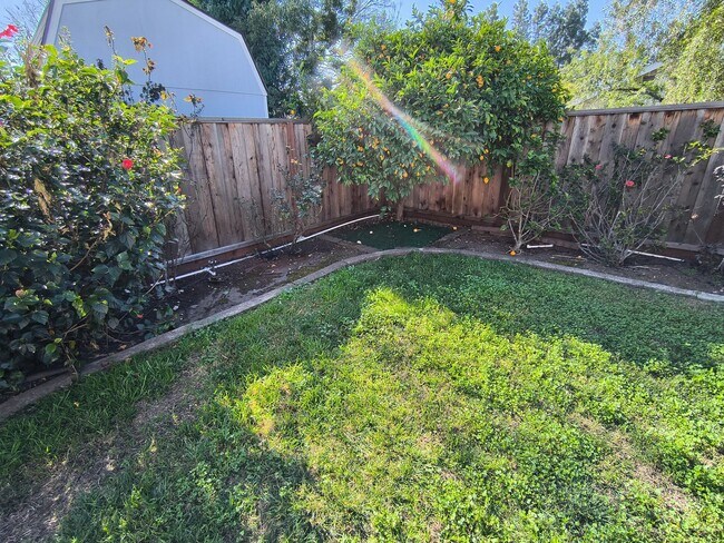 Building Photo - BEAUTIFUL TWO LEVEL 4BD/3BA HOME AVAILABLE IN MILPITAS, CA !!!!!!