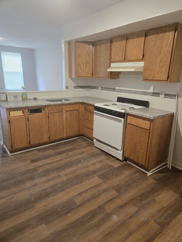 Building Photo - 1035 Belmont Ave