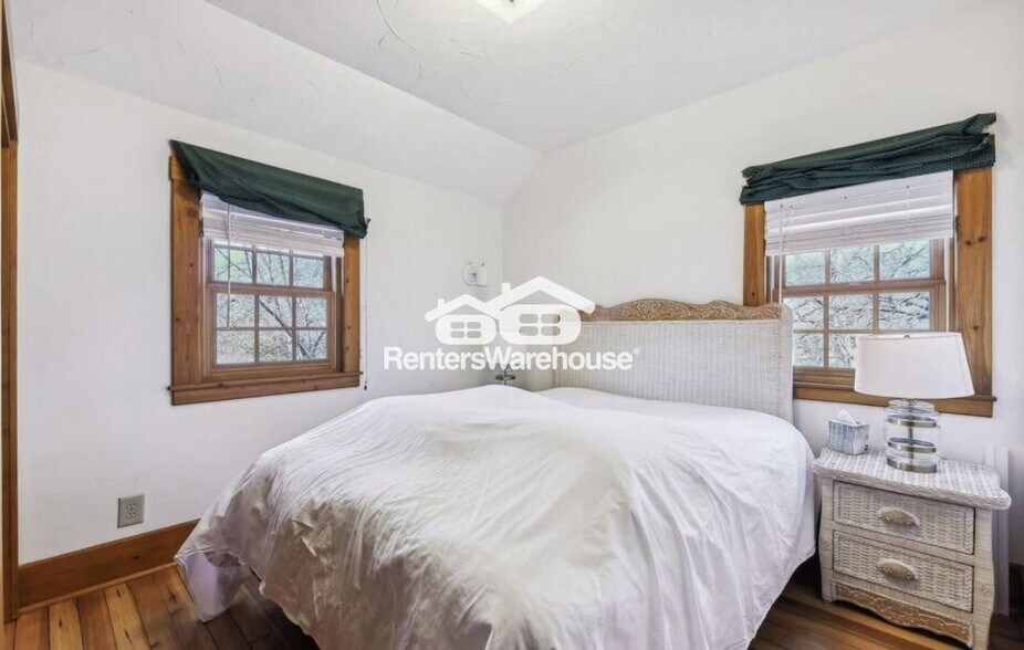 Building Photo - 175 3rd St
