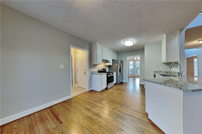 Building Photo - 2157 Brandon Lee Dr SW