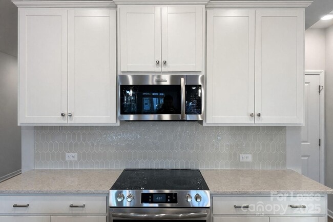 Building Photo - 209 Alluvium Ln