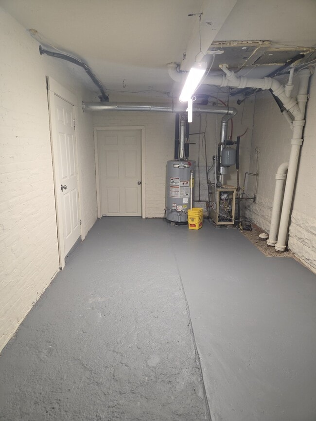 Building Photo - 155 Thomas St