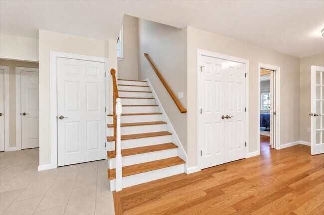 Building Photo - 62 Gilson Rd
