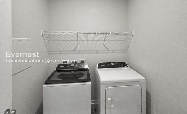 Building Photo - 4 Bed/2.5 Bath New Construction Home with Garage / Pet-Friendly / Available Now!