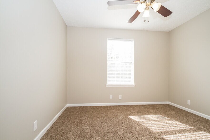 Building Photo - 6005 Bradford Hills Dr