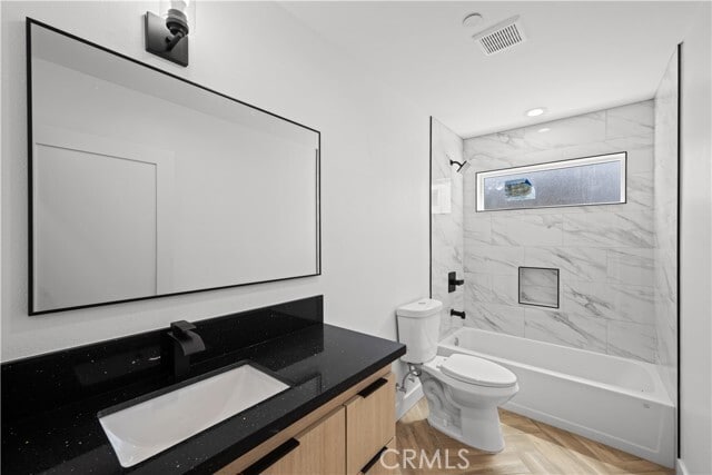 Building Photo - 644 N Boyle Ave