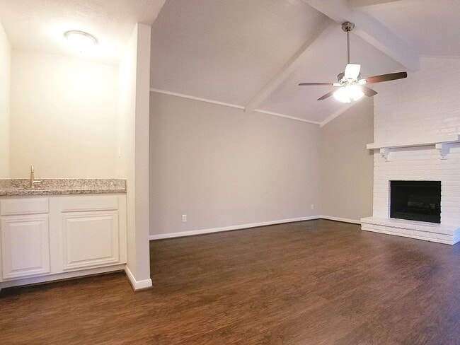 Building Photo - 3523 Mayfield Oaks Ln