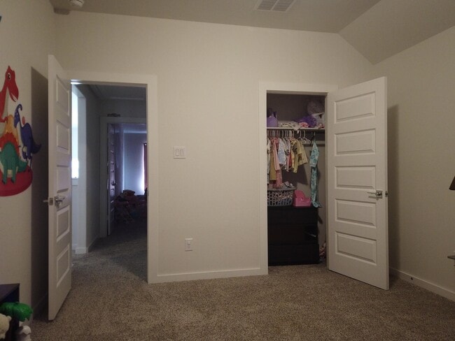 Building Photo - 15317 Barnacle Goose Ct