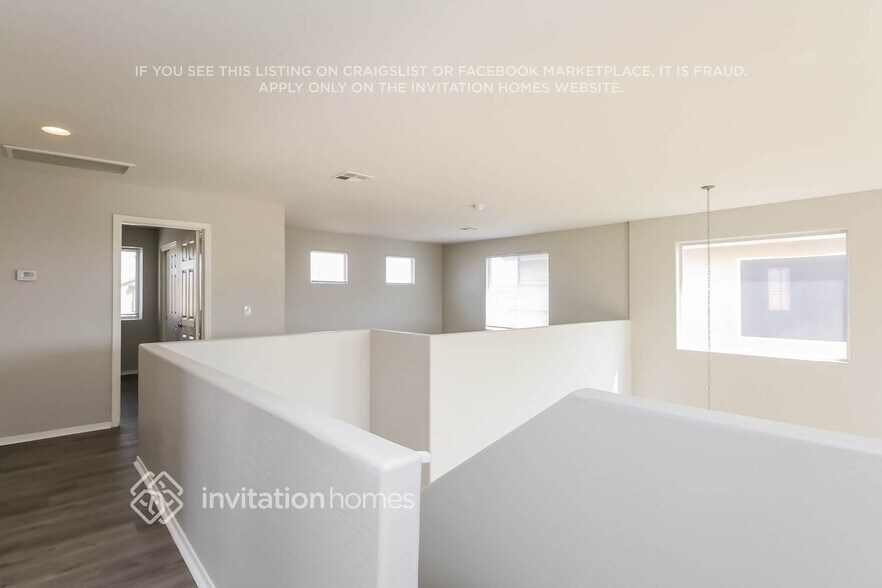 Building Photo - 2901 W Angel Way