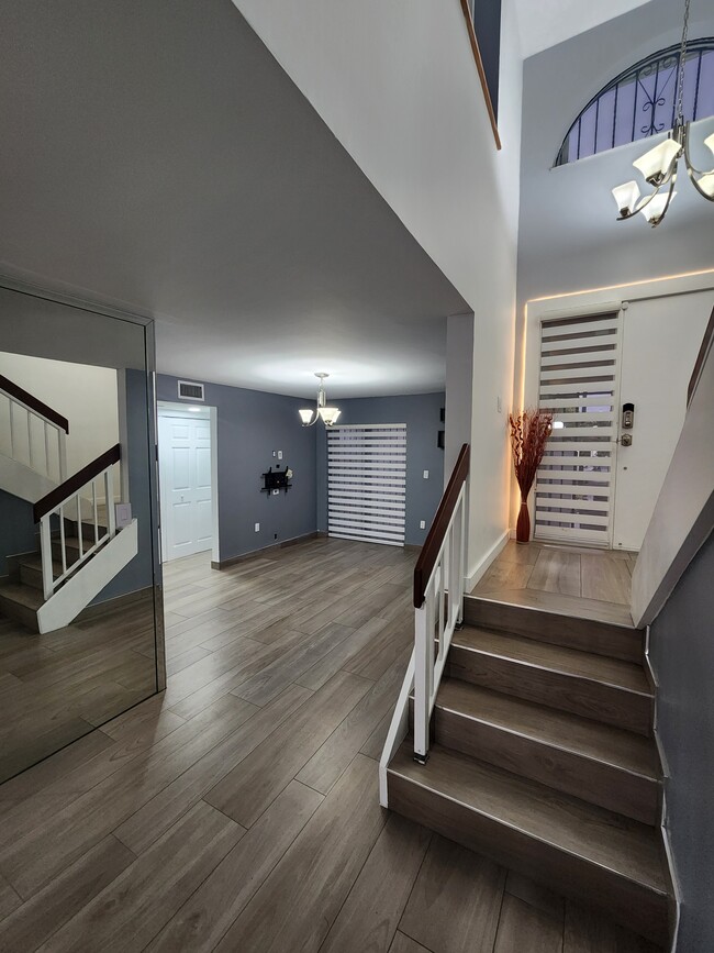 Building Photo - 1461 SW 124th Ct