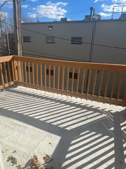 Building Photo - 1129 Washington Blvd