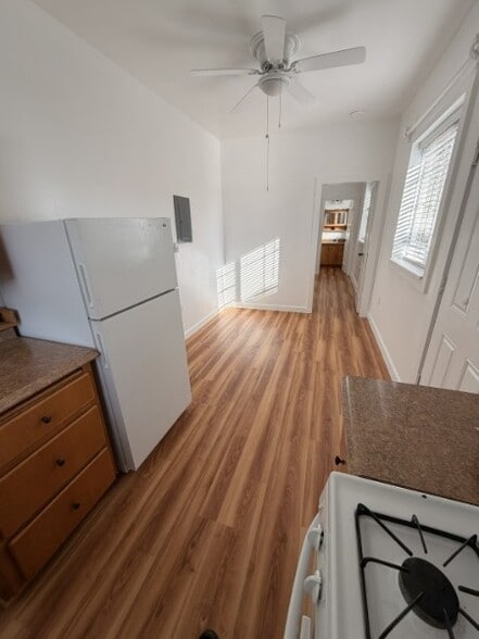 Building Photo - 13330 Clairmont Way