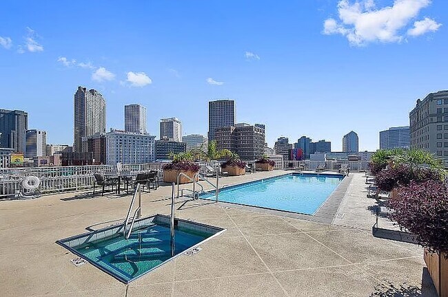 Primary Photo - 1201 Canal St
