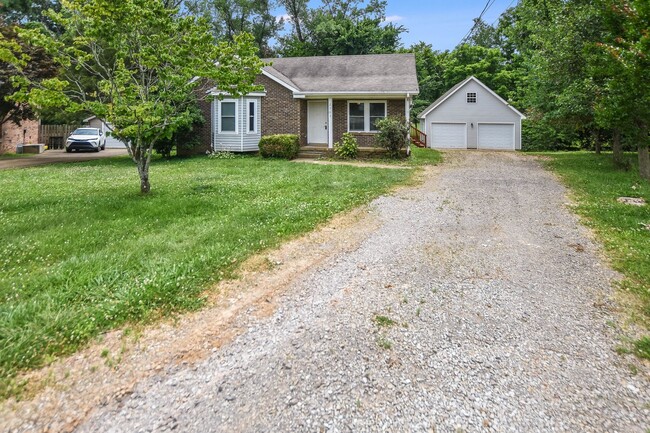 Primary Photo - Pet Friendly Ranch with Detached Garage!