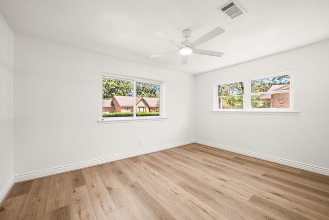 Building Photo - 10115 Moorberry Ln