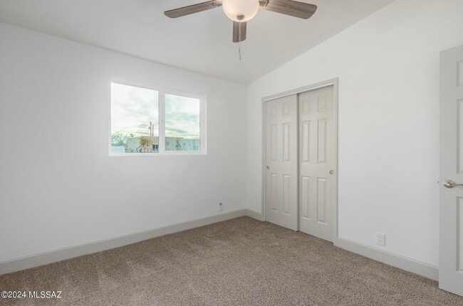 Building Photo - 6824 S Burcham Ave