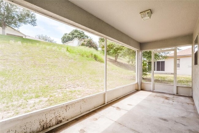 Building Photo - 713 Willow Run St
