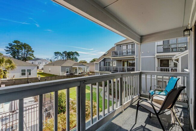 Building Photo - ***Free Utilities ***All Inclusive Seasonal Rental Available November 4, 2025 - March 31, 2026