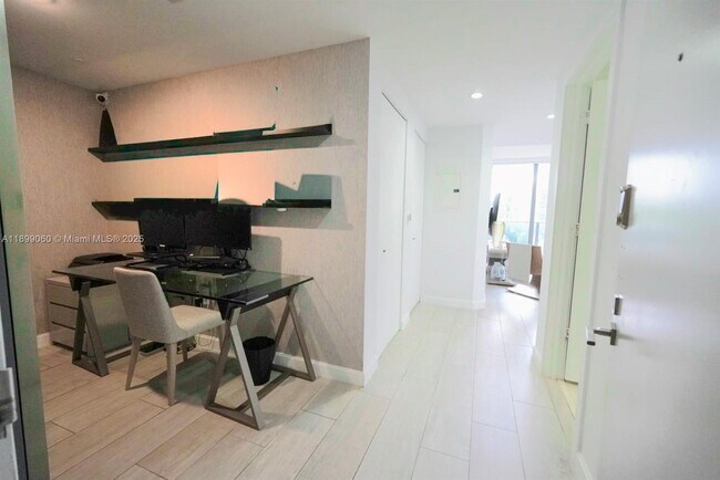 Building Photo - 55 SW 9th St