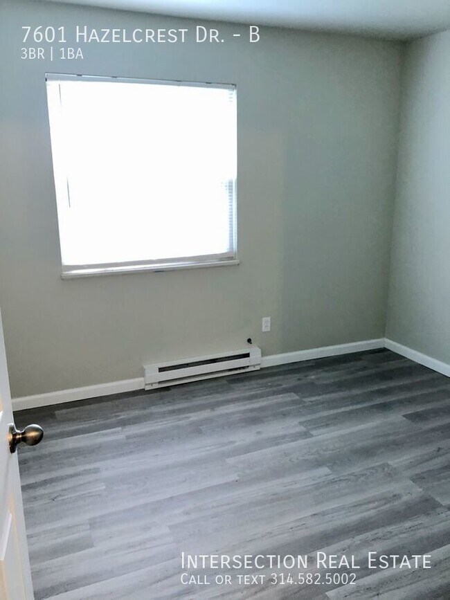Building Photo - Completely Updated Hazelwood 3bd/1ba Condo...