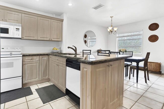 Building Photo - 1751 NW 48th Pl