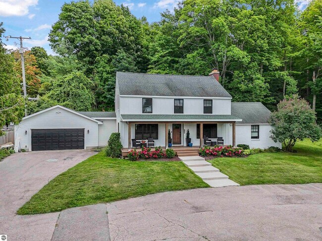 Building Photo - 7320 Peninsula Dr