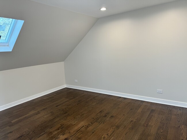 Building Photo - 3135 S 53rd Ave