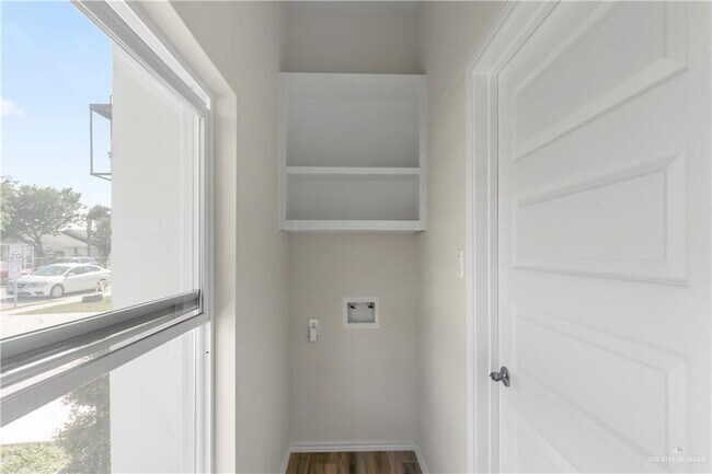 Building Photo - 18 Torreon St