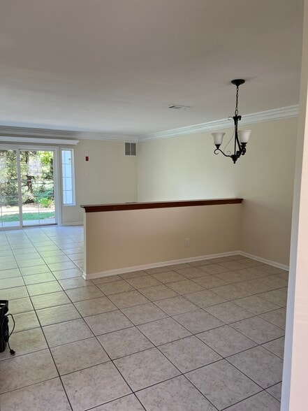 slider to patio/storage shed - 29 Worlidge Ct