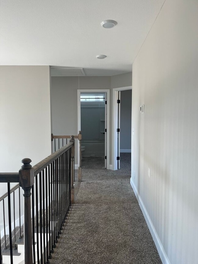 Building Photo - 1281 Bailywick Dr