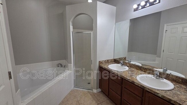 Building Photo - 30953 Water Lily Dr