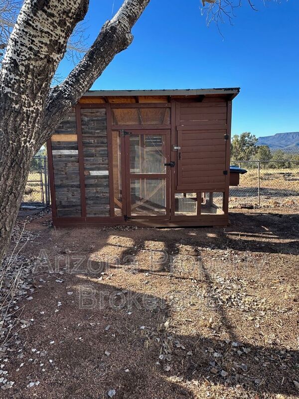 Building Photo - 7786 Toya Vista Rd