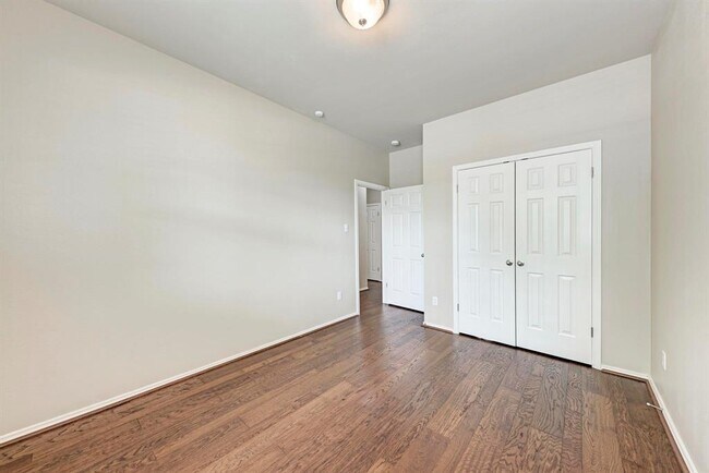 Building Photo - 11512 Shadow Creek Dr