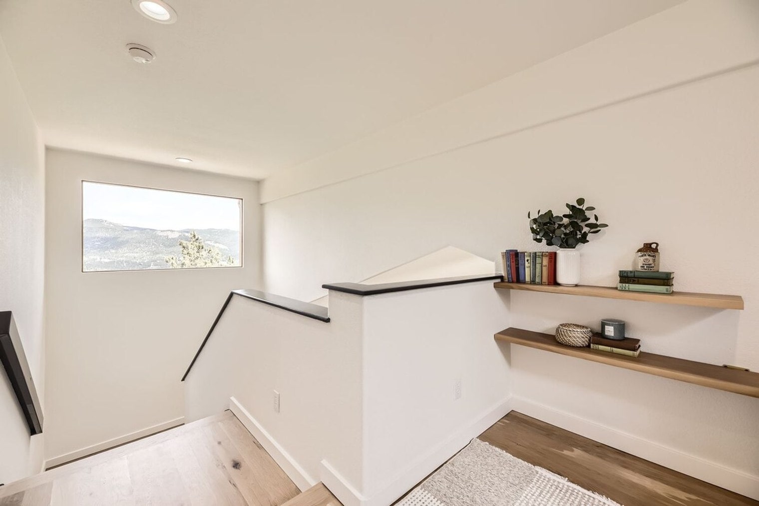 Building Photo - 3156 Nova Rd