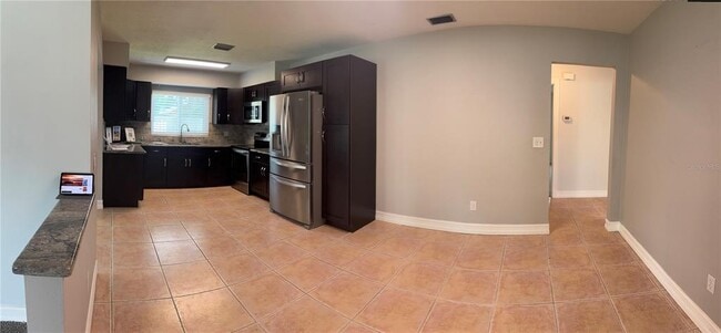 Building Photo - 804 Wildwood Cir