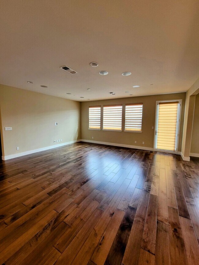 Building Photo - Move-In Special: Get $2,000 Off Your Secur...