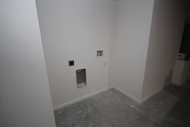 Building Photo - Beautiful 4 Bedroom, 2 Bathroom Home in Palm Bay!!