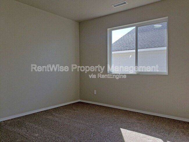 Building Photo - 4985 W Twisted Creek St